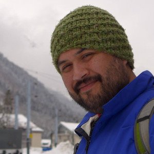 Radar remote sensing of alpine and antarctic solid precipitation</multi>