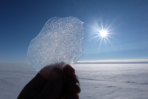 Découverte de « sauts » de CO2 atmosphériques durant les 500 000 dernières années dans les carottes de glace de l'Antarctique